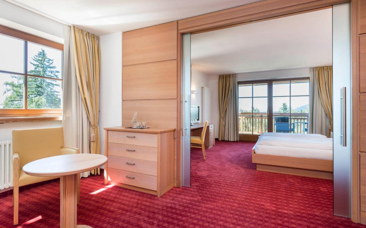Hotel Peter Petersberg Екстер'єр фото