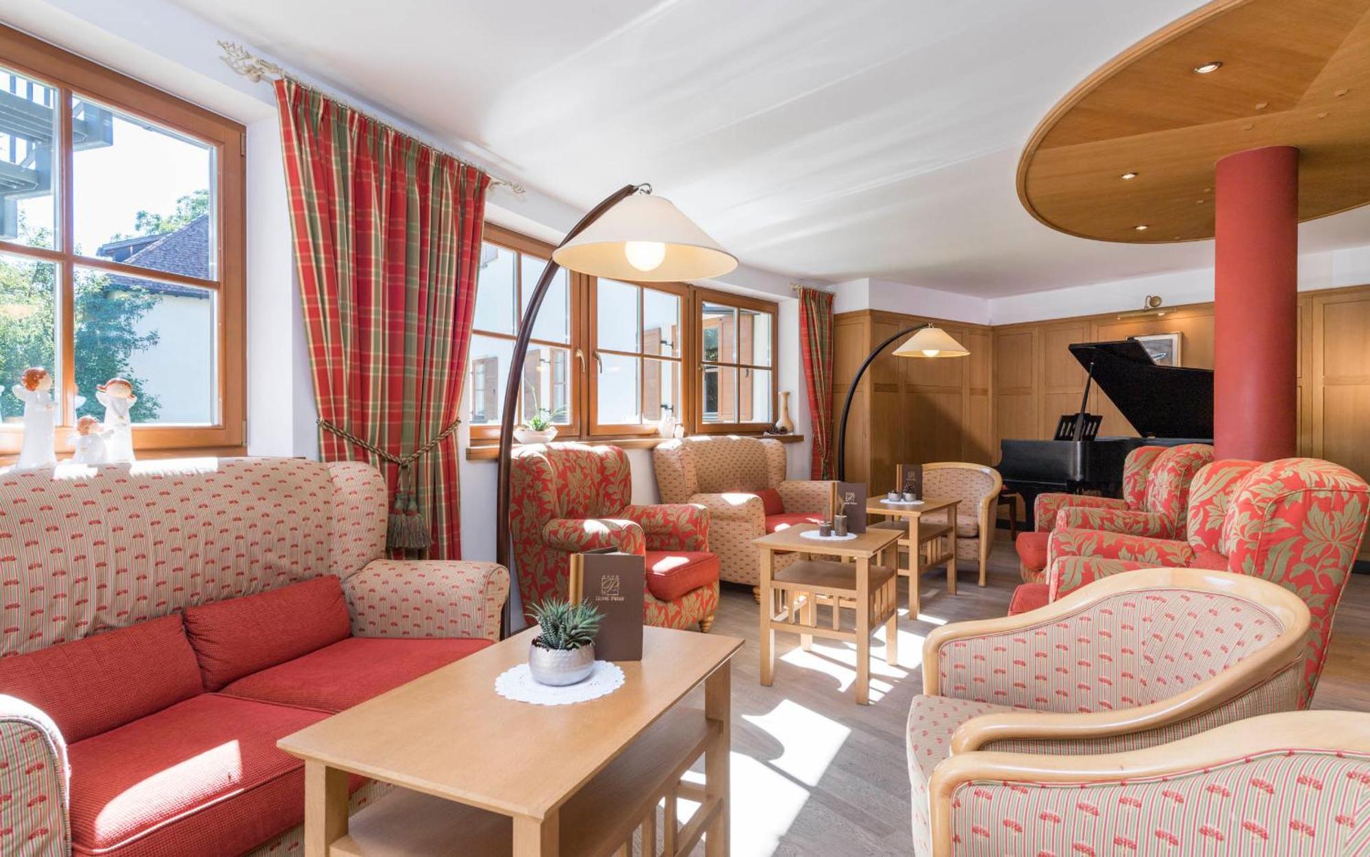 Hotel Peter Petersberg Екстер'єр фото