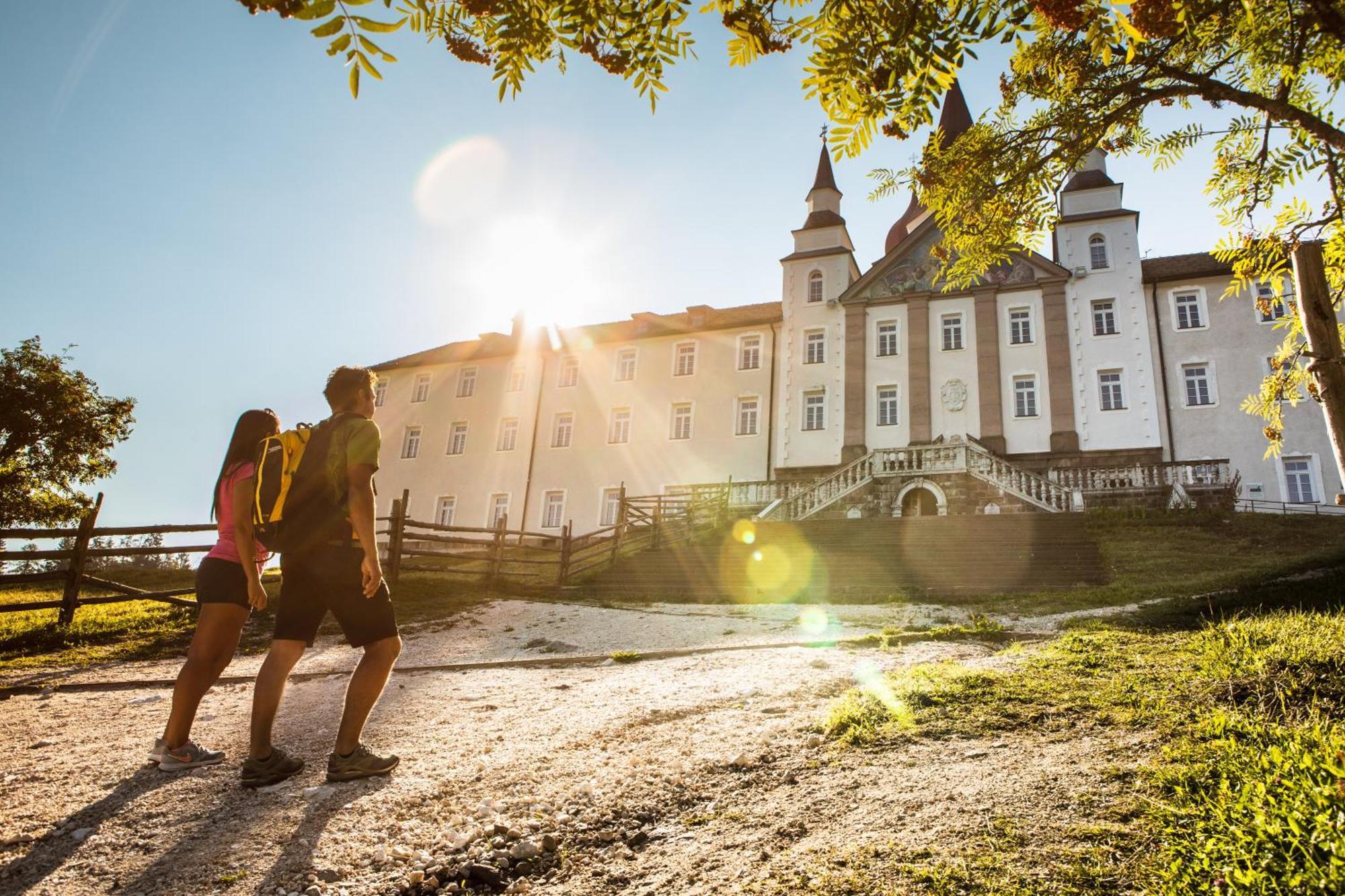 Hotel Peter Petersberg Екстер'єр фото