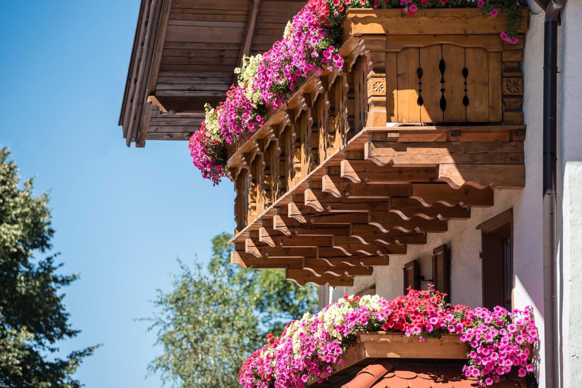Hotel Peter Petersberg Екстер'єр фото